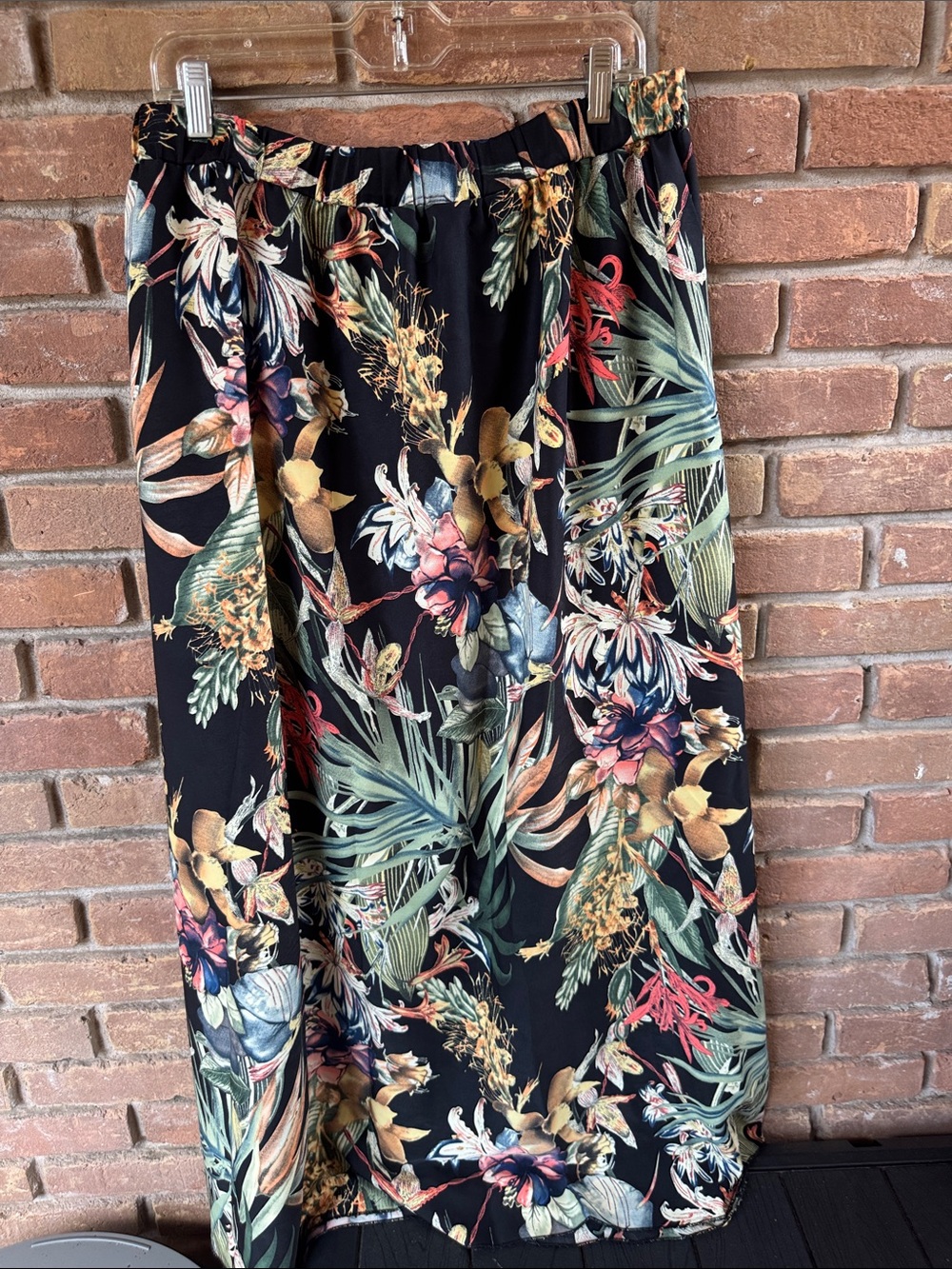 Women’s Floral Maxi Skirt and Top in Black with Tropical Print - Picture 5 of 11